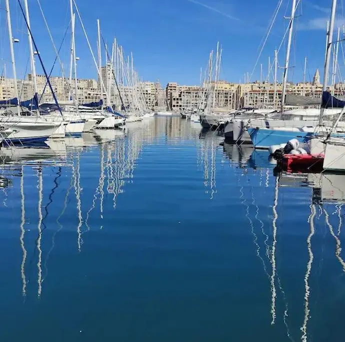 Appartement Vieux Port Clim Marsylia